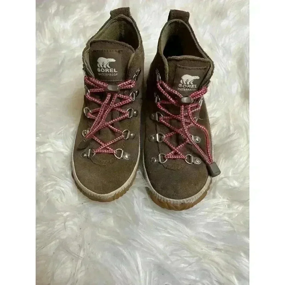 Sorel Out N About Conquest Boots Waterproof Rubber Soles Toggle Lace Size Kids 3 - Picture 3 of 8